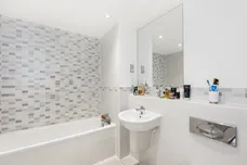 Dene House 79 Frances Road SL4 photo 6