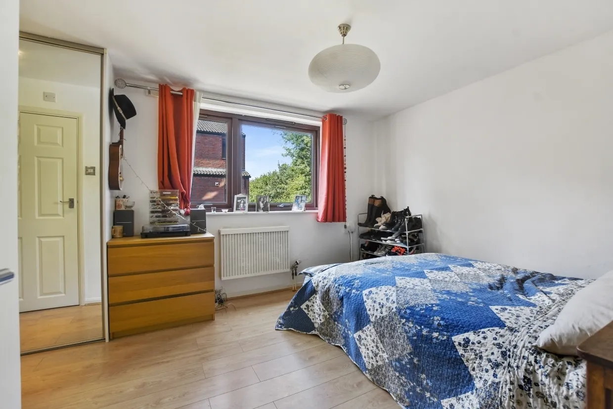 Worcester Mews, NW6 photo 10