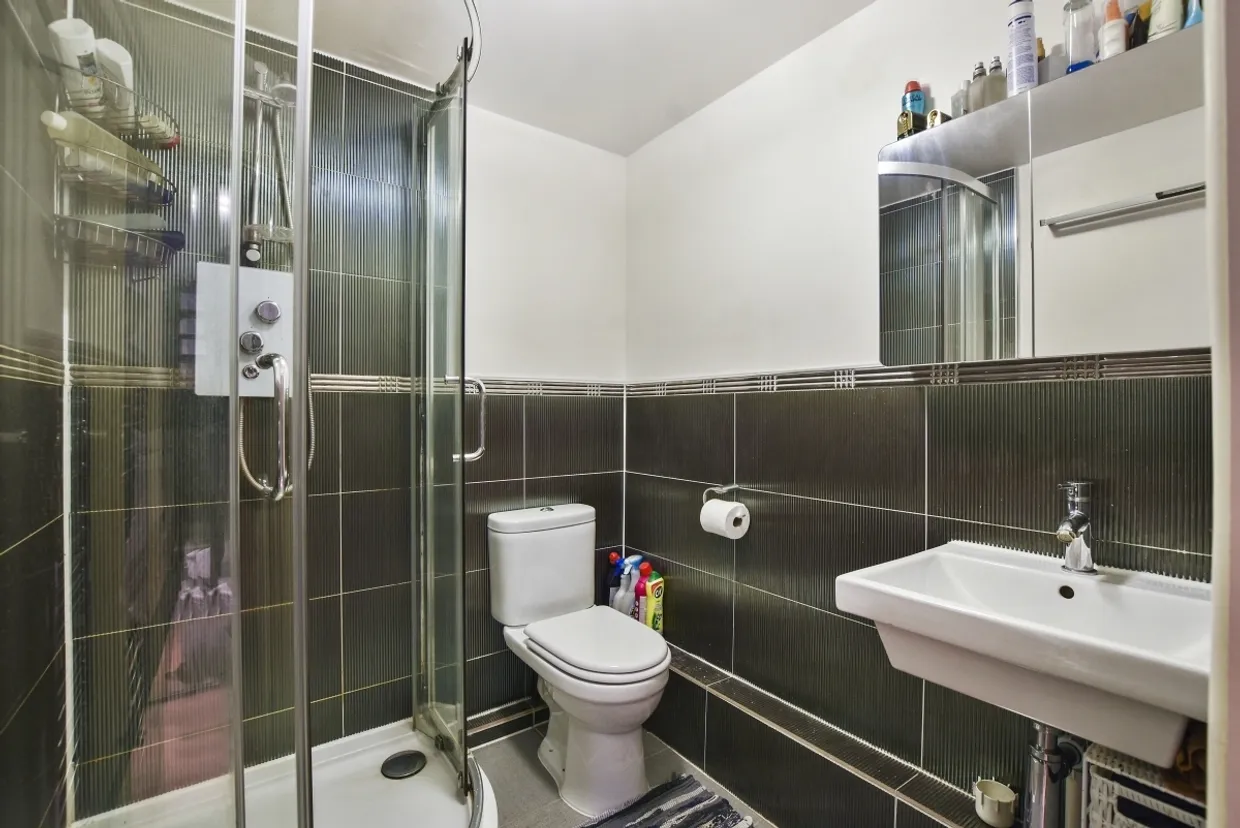 Worcester Mews, NW6 photo 11
