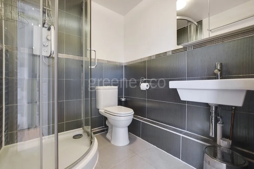 Worcester Mews, NW6 photo 12