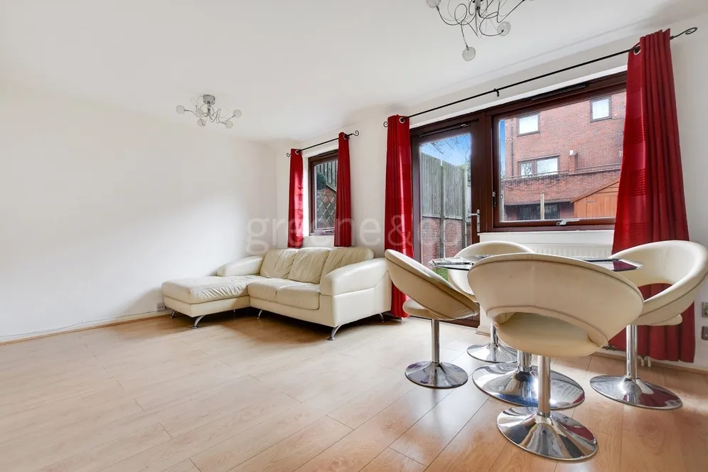 Worcester Mews, NW6 photo 15