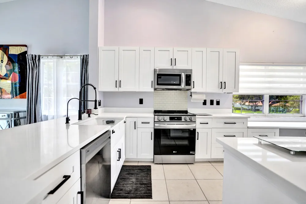 7669 Springwater Pl, Boynton Beach, FL 33437