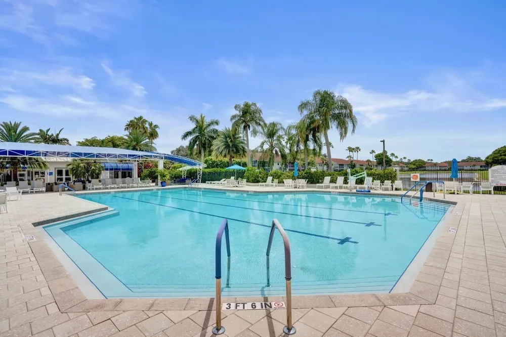 7669 Springwater Pl, Boynton Beach, FL 33437