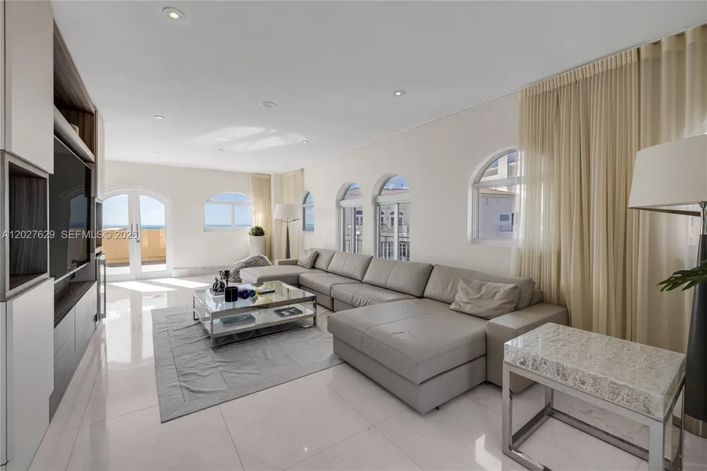 799 Crandon Blvd, Key Biscayne, FL 33149