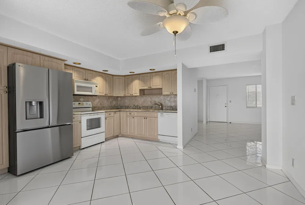 5340 Las Verdes Circle, Delray Beach, FL 33484