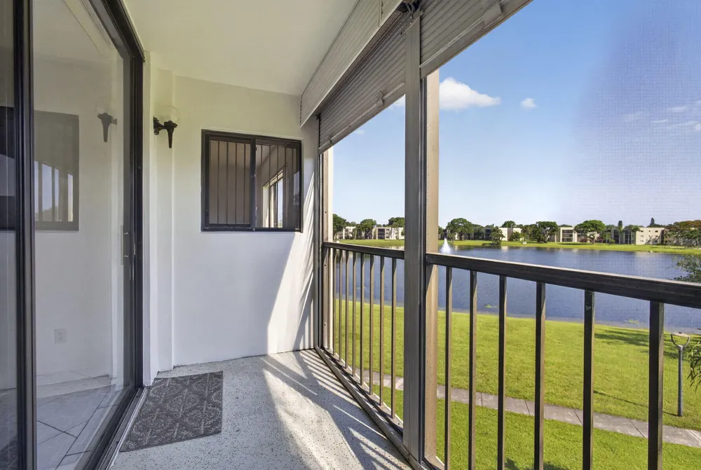 5340 Las Verdes Circle, Delray Beach, FL 33484