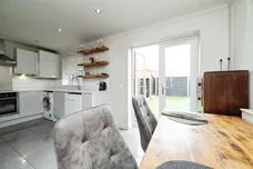 Paddock Way, Kingswood, HULL