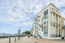 Princes Court, London, SE16 photo 3