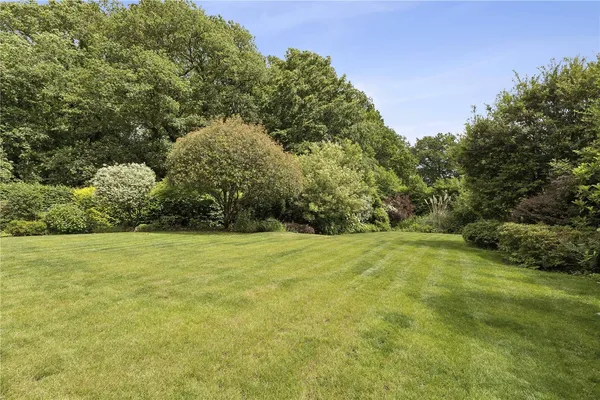 Lodsworth, Petworth, GU28 photo 3