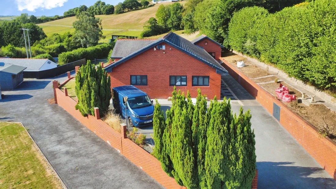 Property photo 32