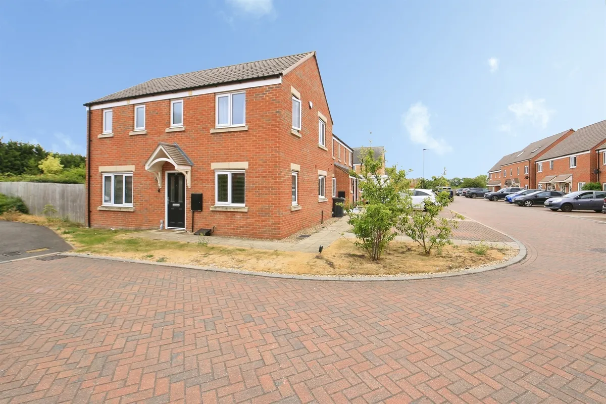 Cornmill Close, Farcet, Peterborough