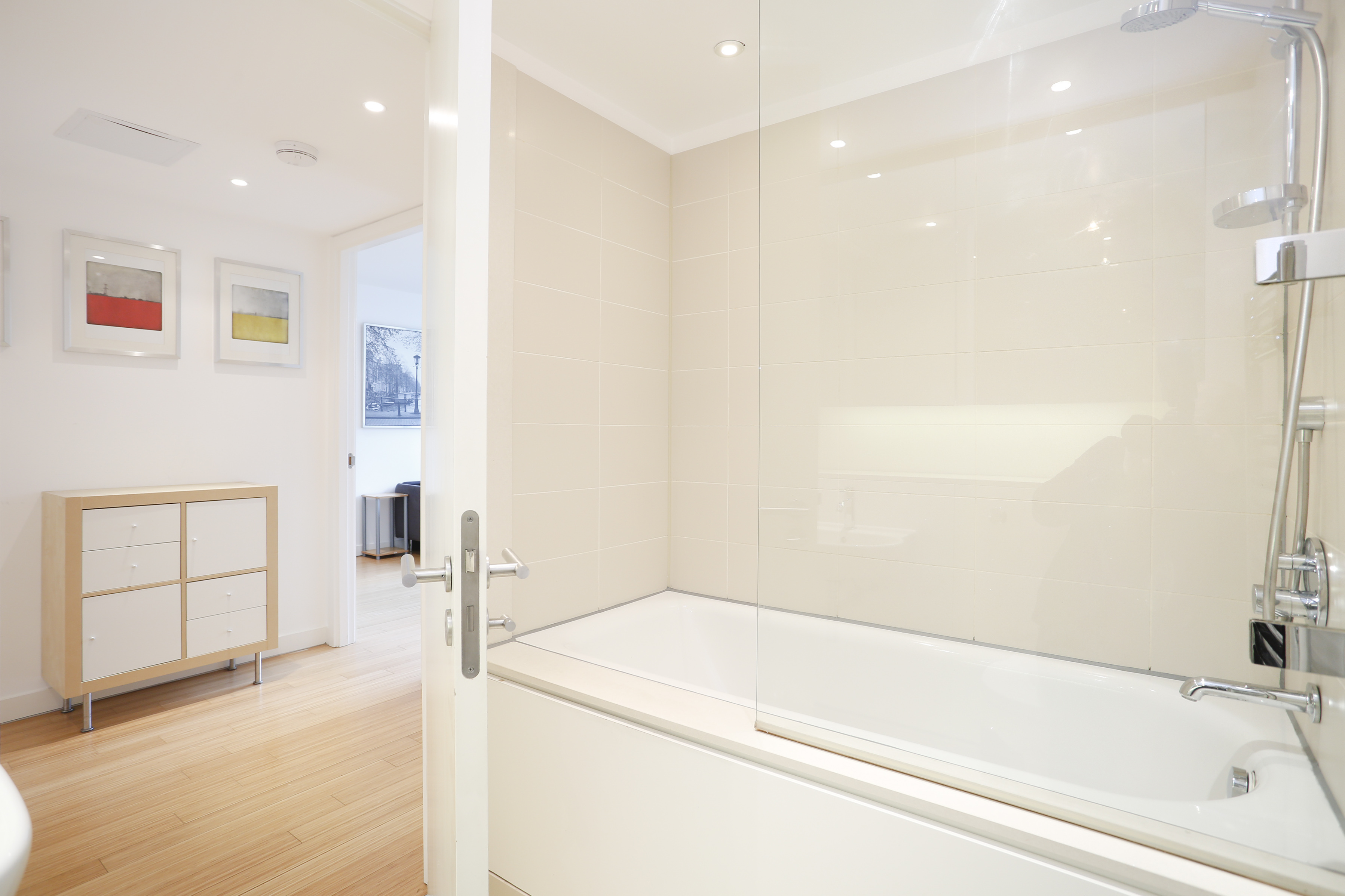 31 (Flat 28) Simpson Loan, Quartermile, Edinburgh, EH3 9GG Image 10