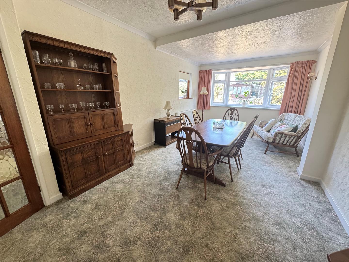 Nobles Green Close, Eastwood Leigh-On-Sea Image 6