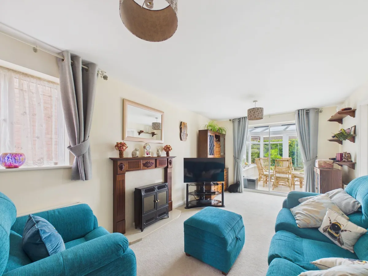Mayflower Way, Rhoose, CF62
