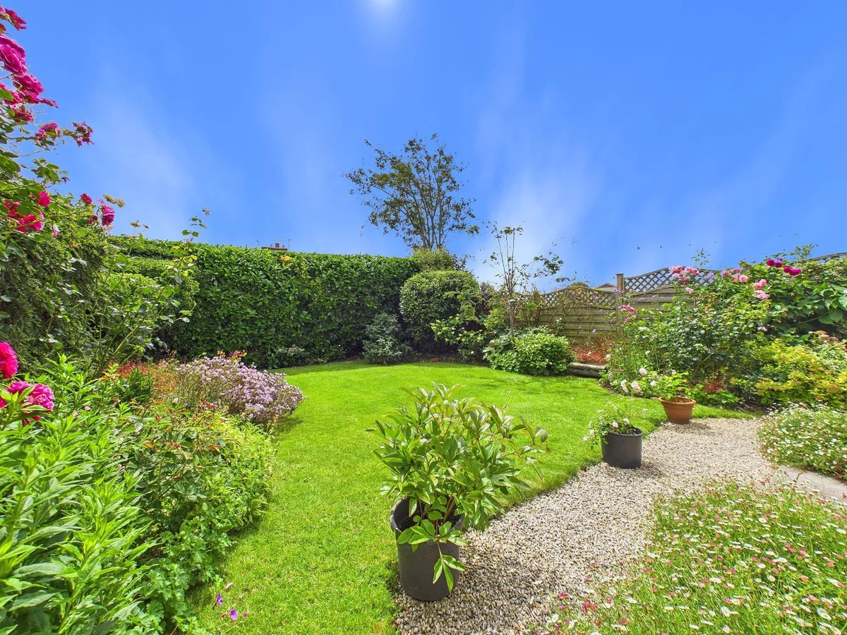 Mayflower Way, Rhoose, CF62