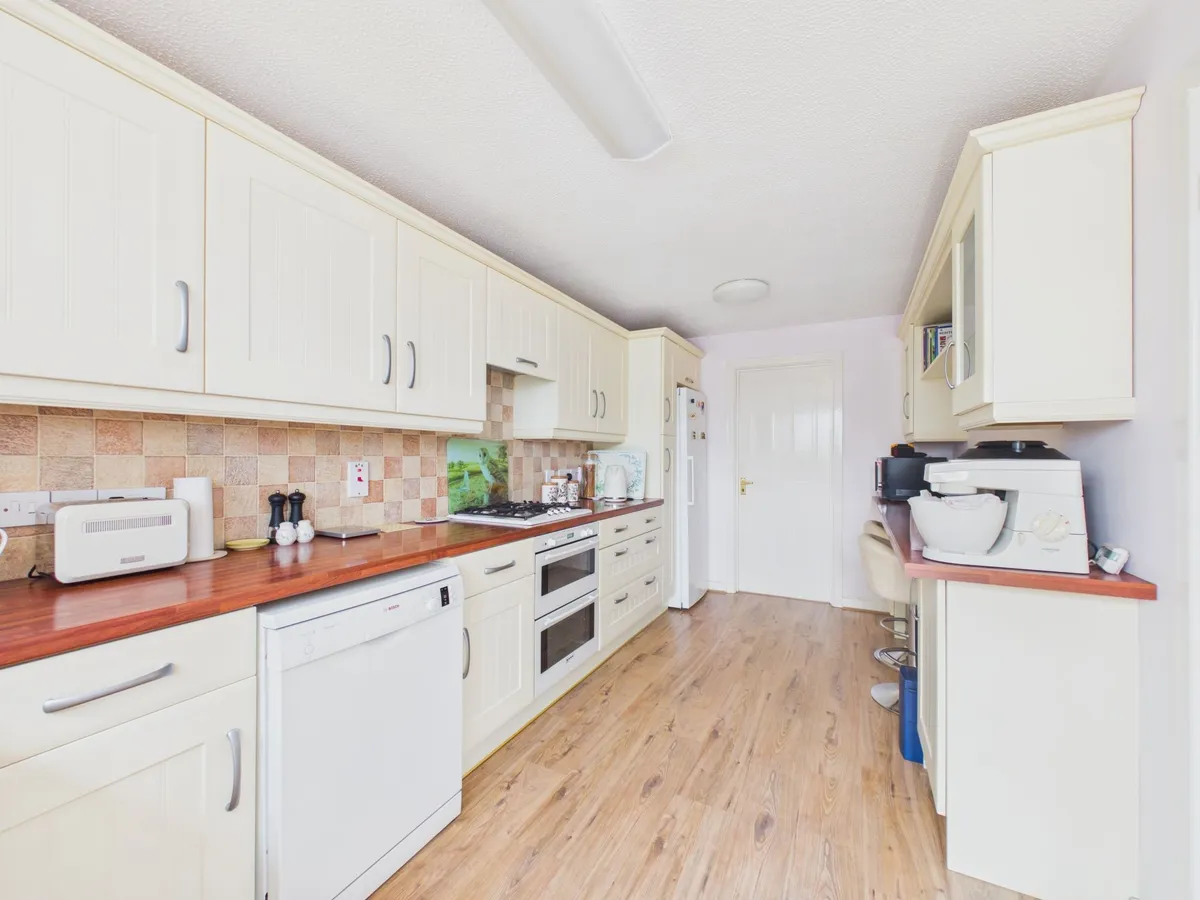 Mayflower Way, Rhoose, CF62