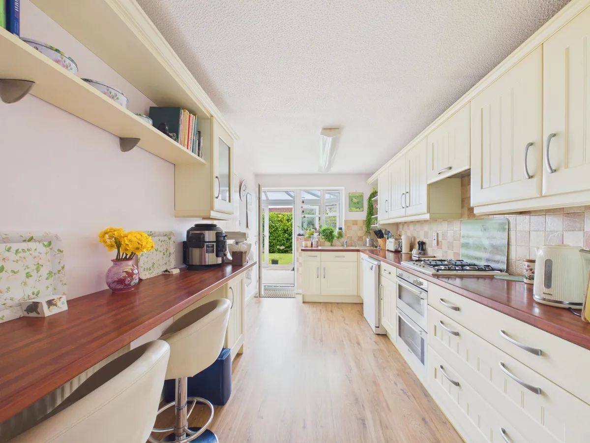 Mayflower Way, Rhoose, CF62