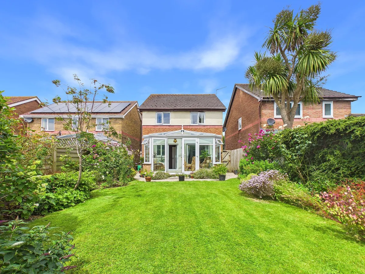 Mayflower Way, Rhoose, CF62