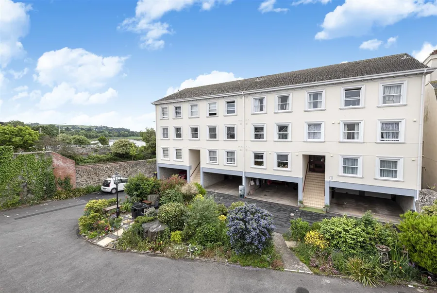 Property Image 15
