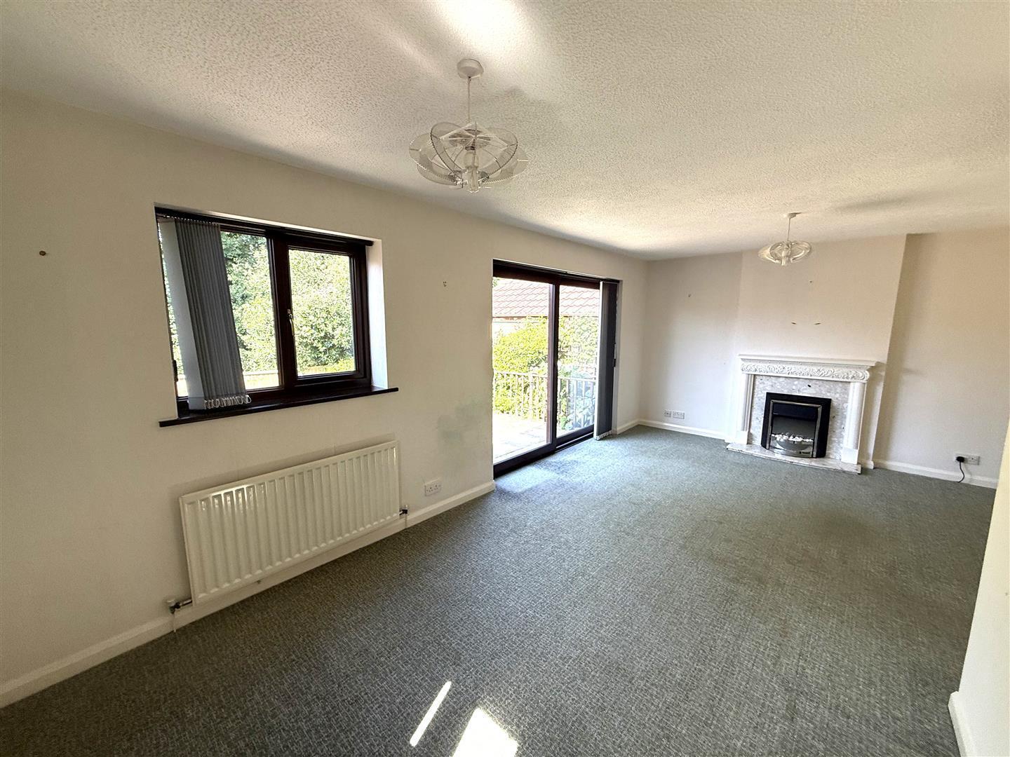 Helmsley Avenue, Halfway, Sheffield Image 5