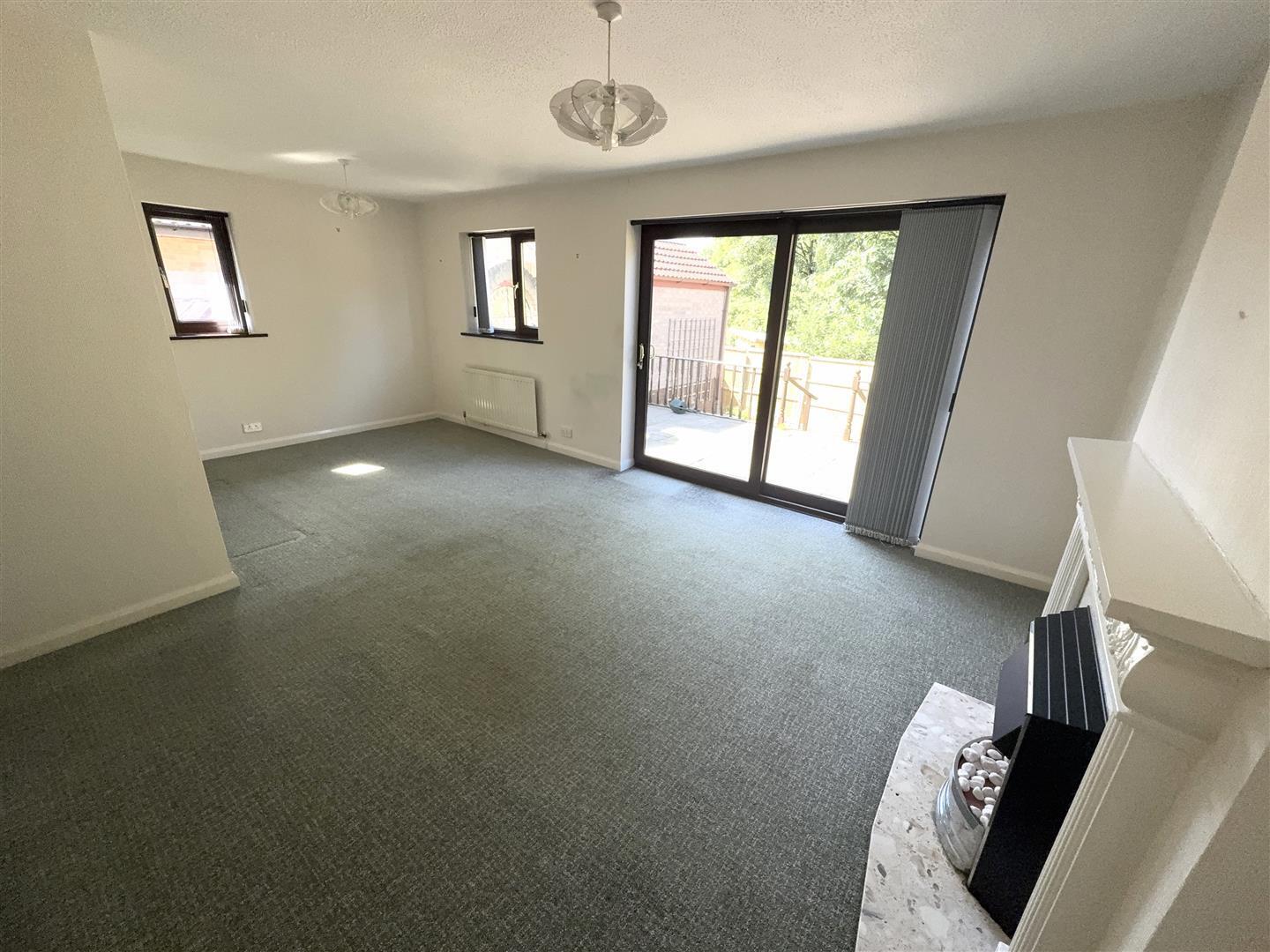 Helmsley Avenue, Halfway, Sheffield Image 6