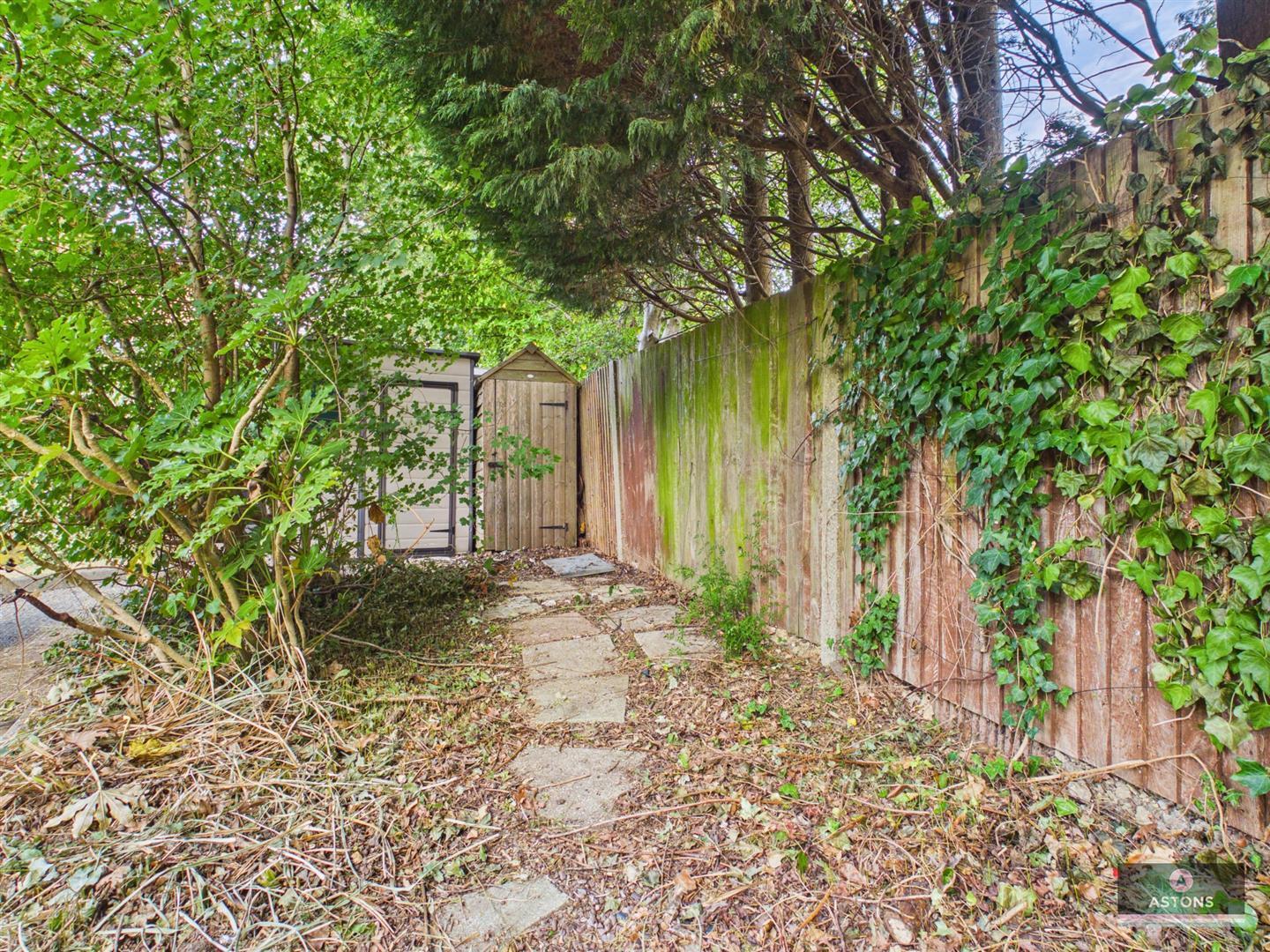 Lanercost Road, Crawley Image 7
