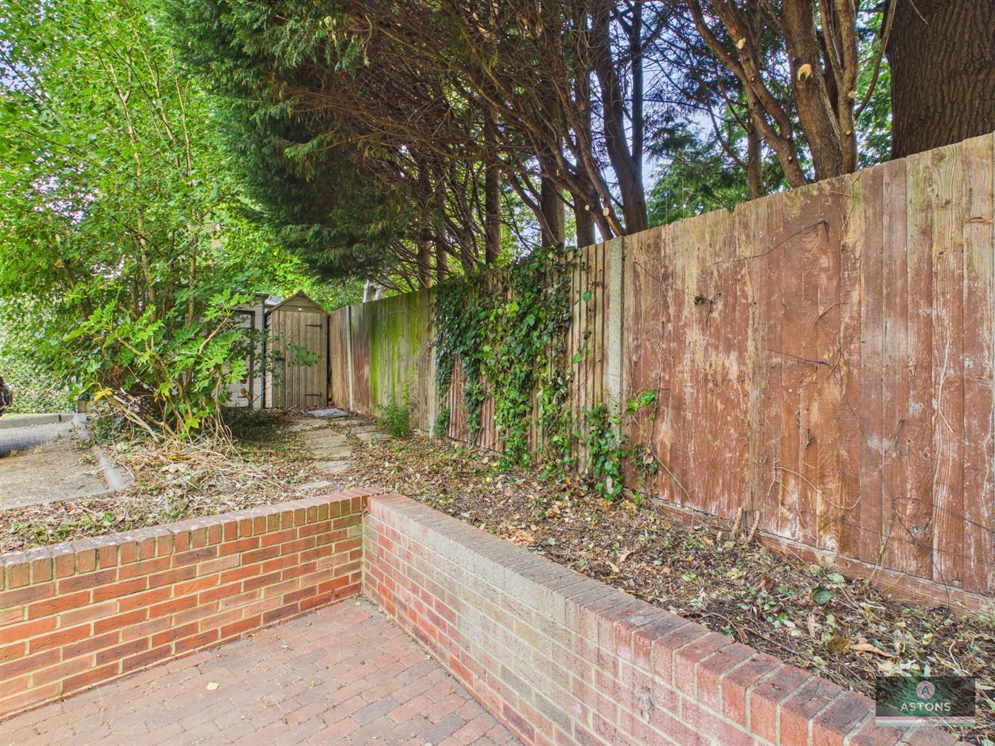 Lanercost Road, Crawley Image 10