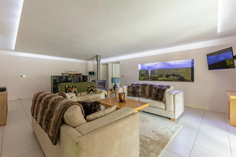 Vann Lake Road, Ockley, RH5 photo 12