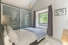Vann Lake Road, Ockley, RH5 photo 16