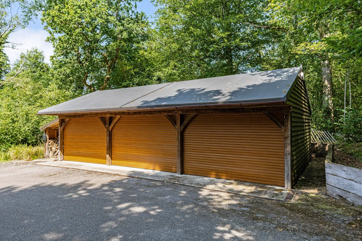 Vann Lake Road, Ockley, RH5 photo 30