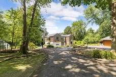 Vann Lake Road, Ockley, RH5 photo 32