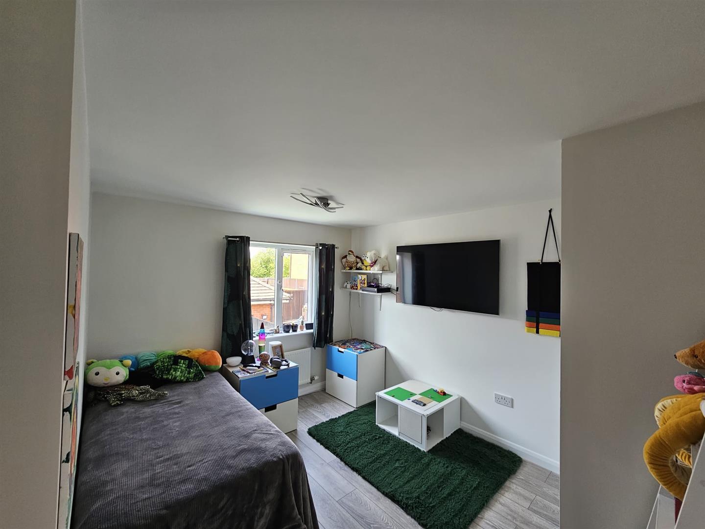 Stirling Close, Church Gresley, Swadlincote Image 17