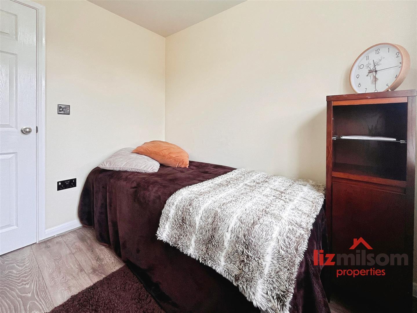 Stirling Close, Church Gresley, Swadlincote Image 20