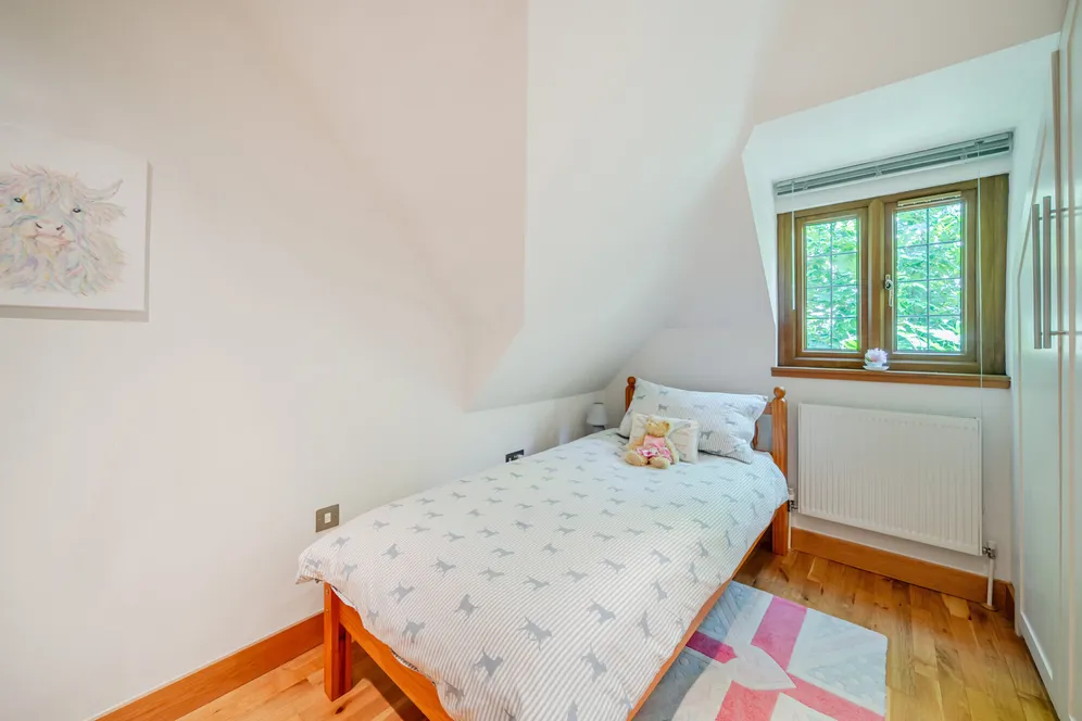 Medstead Road, Beech, GU34 photo 12