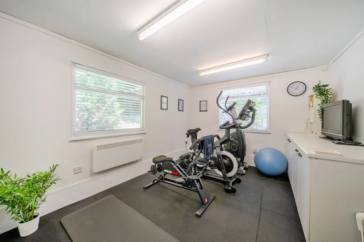 Medstead Road, Beech, GU34 photo 19