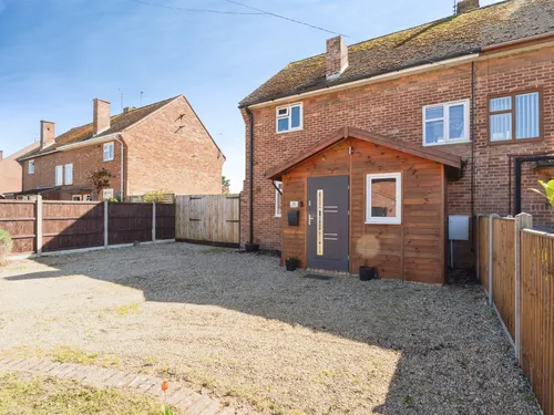 Halifax Crescent, Sculthorpe, Fakenhamphoto