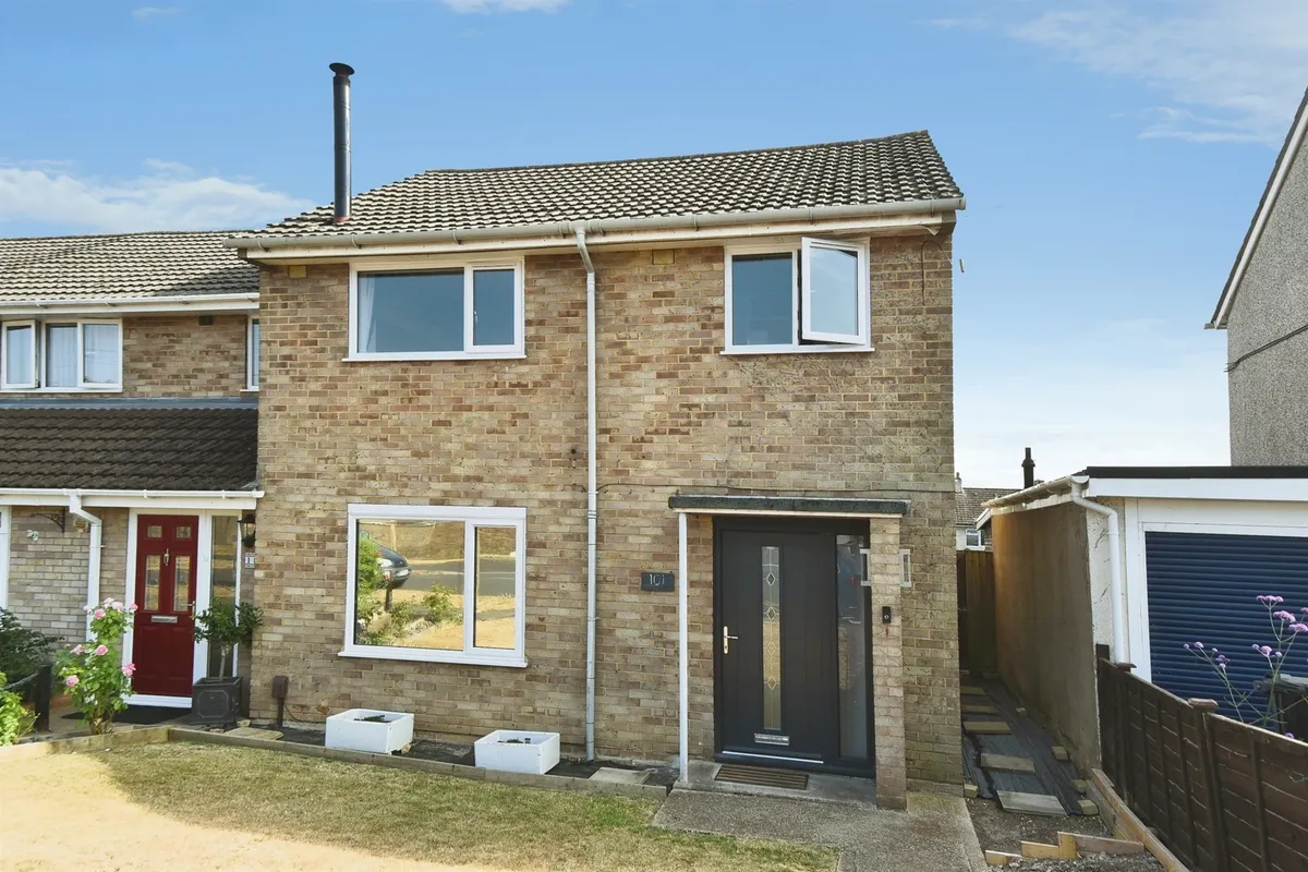 Wood Park, Ludgershall, Andover
