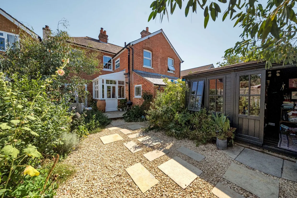 Arthur Road, Newbury, RG14 photo 15