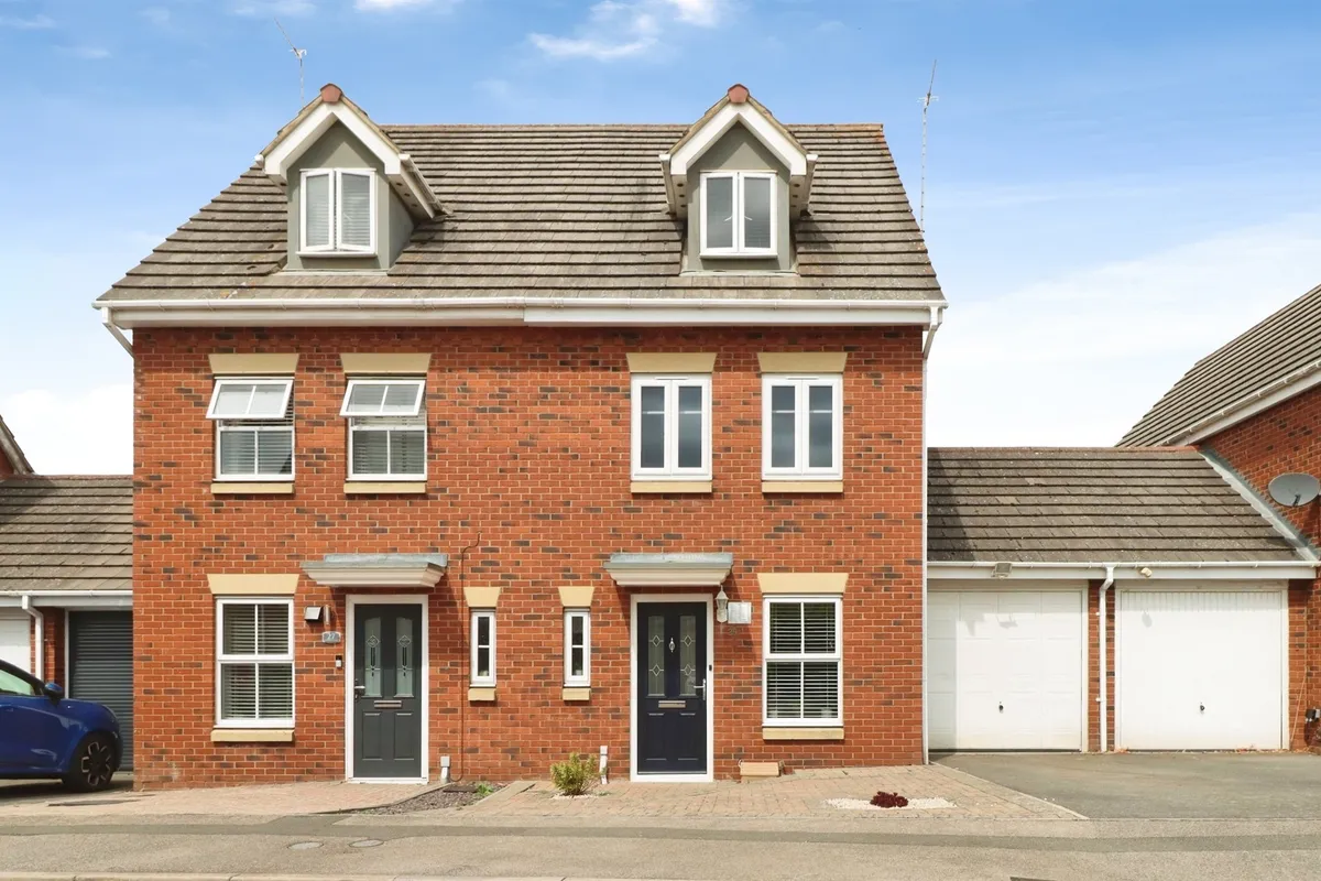 Buttercup Close, CORBY