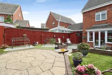 Buttercup Close, CORBY