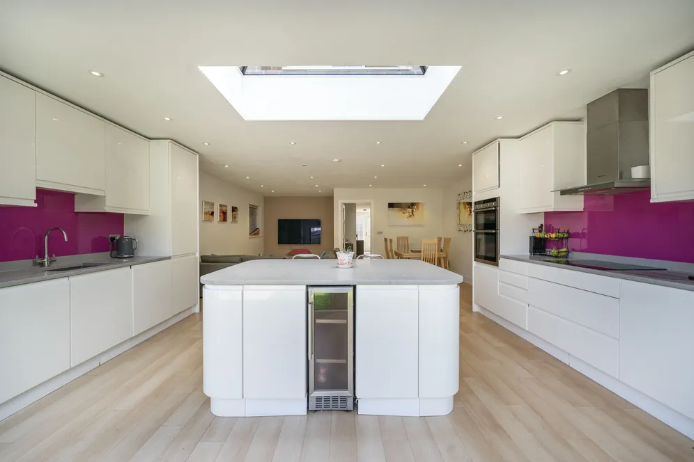 Mill Street, Kingston Upon Thames, KT1 photo 2