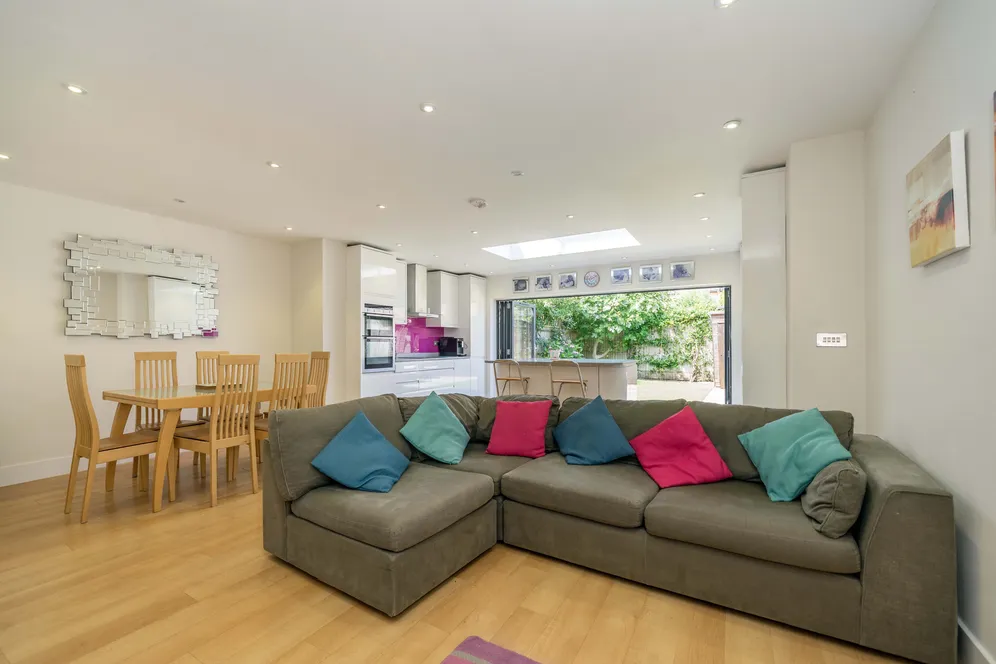 Mill Street, Kingston Upon Thames, KT1 photo 5
