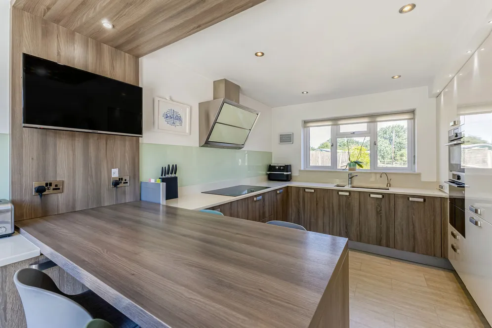 Union Lane, Thatcham, RG19 photo 3