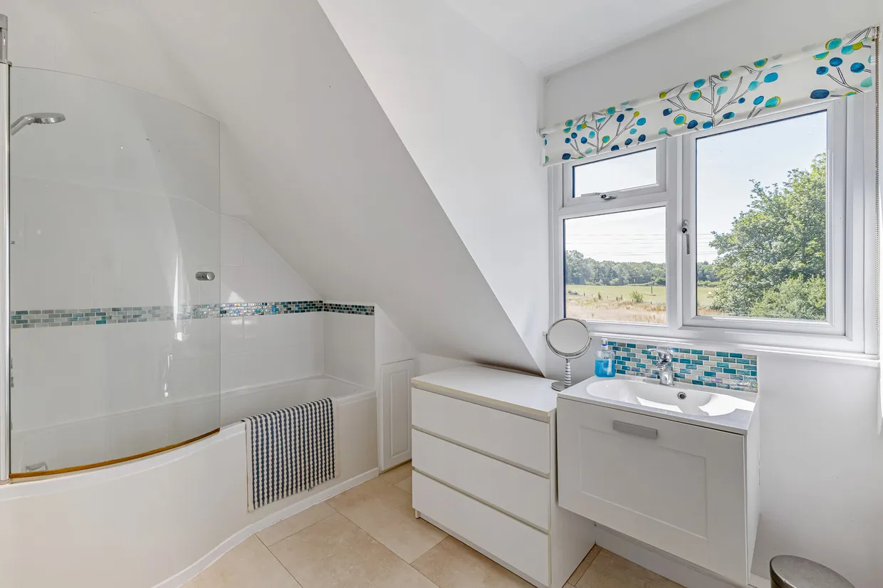 Union Lane, Thatcham, RG19 photo 13