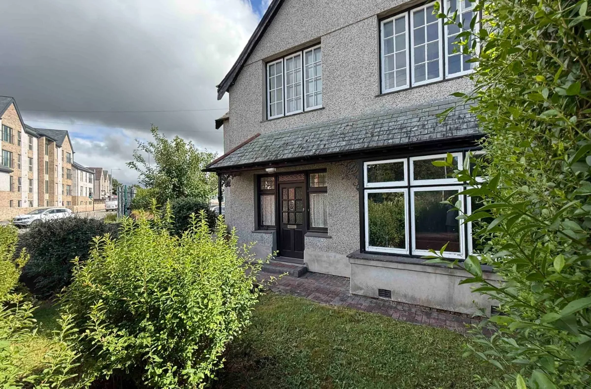 Llanberis Road, Caernarfon, Gwynedd, LL55