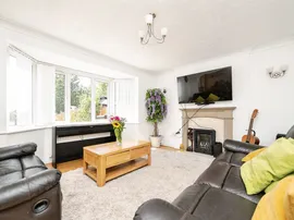 Richborough Drive, Dudley thumb 2