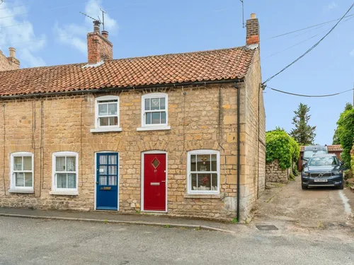 Main Street, Wilsford, Granthamphoto