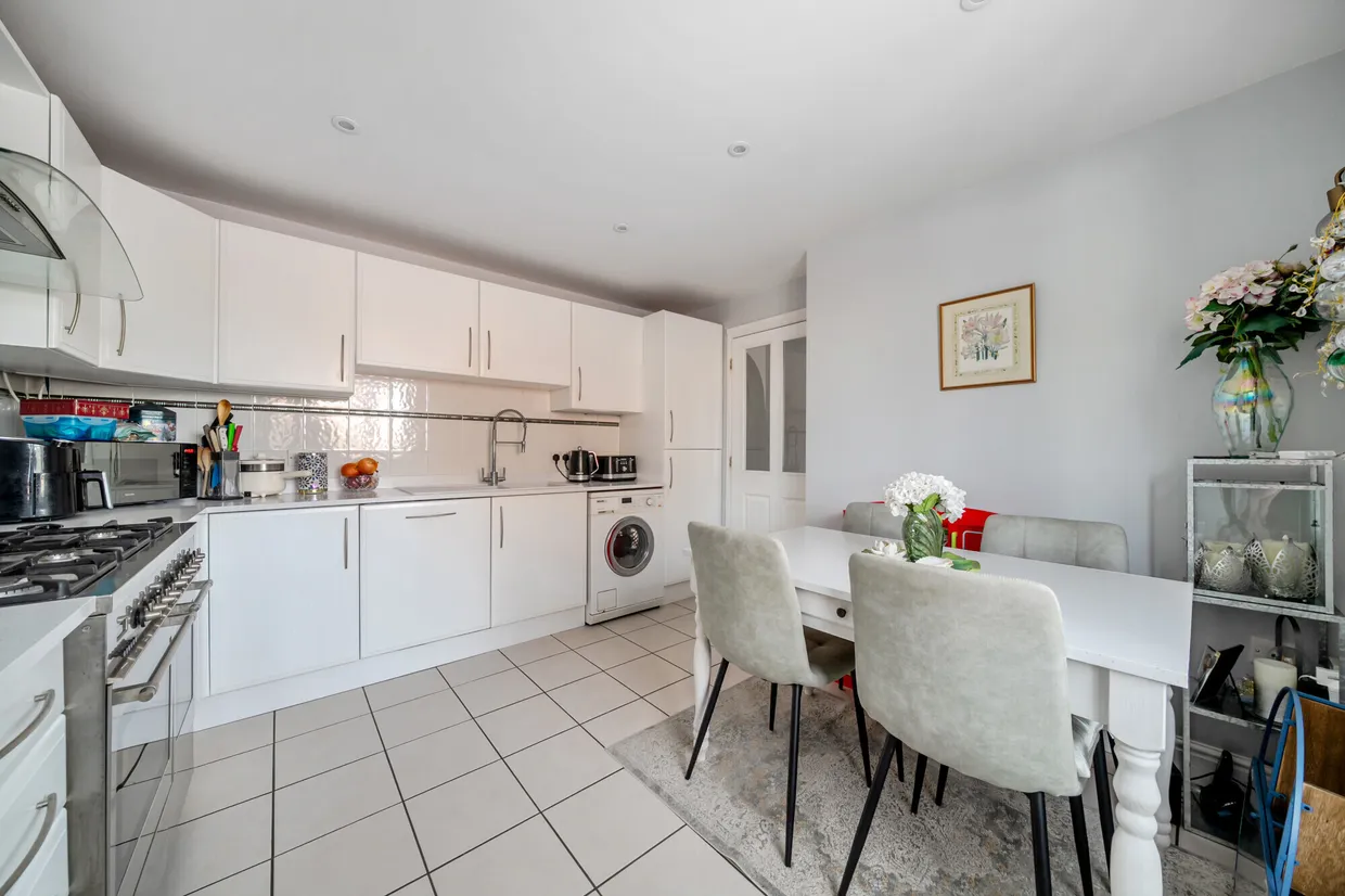 Wallis Gardens, Newbury, RG14 photo 5