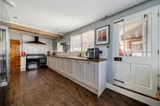 Charnham Street, Hungerford, RG17 photo 4