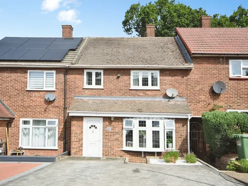 Sedgefield Crescent, ROMFORDphoto